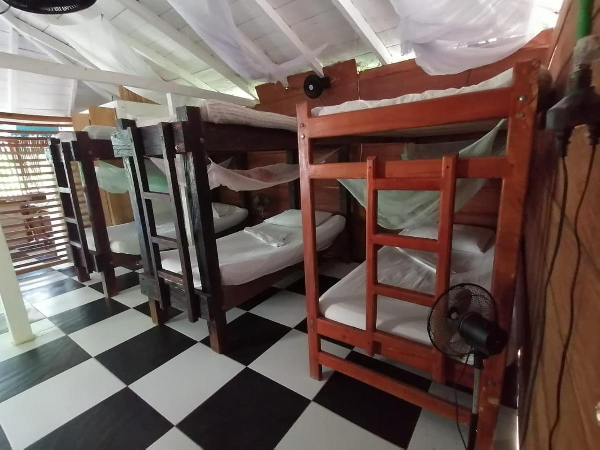 Hospedaje Pirata Express Capurgana Exterior photo